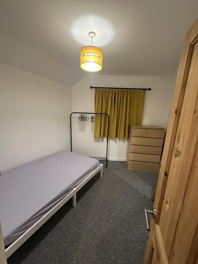 Professional Houseshare in Splott Main Photo