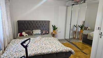 Single and Double rooms available  Main Photo