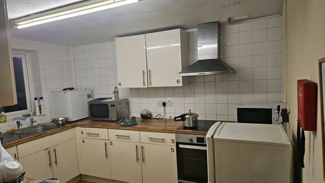 Double room close to town Main Photo