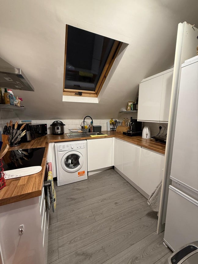 🛏️ Double Room for 1 Person – South Wimbledon 🚇 Main Photo