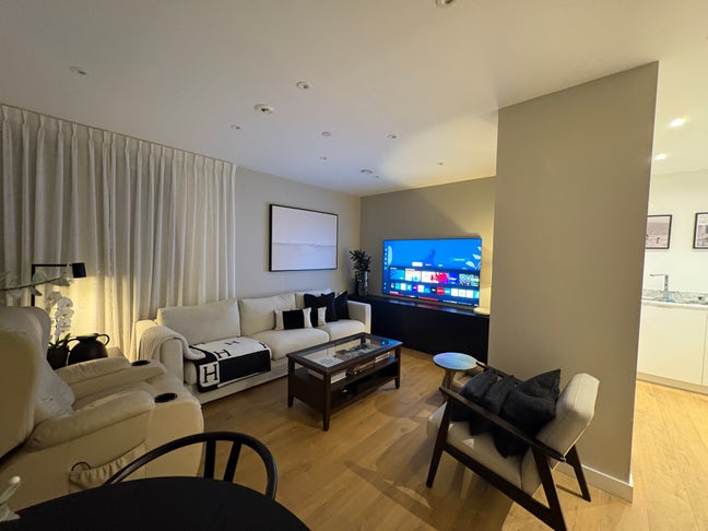 Luxury Ensuite Double Room - Gym & Pool -Riverside Main Photo