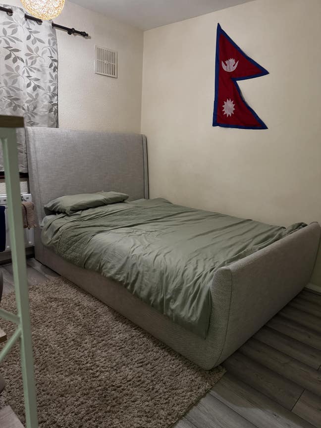 Double room to rent  Main Photo