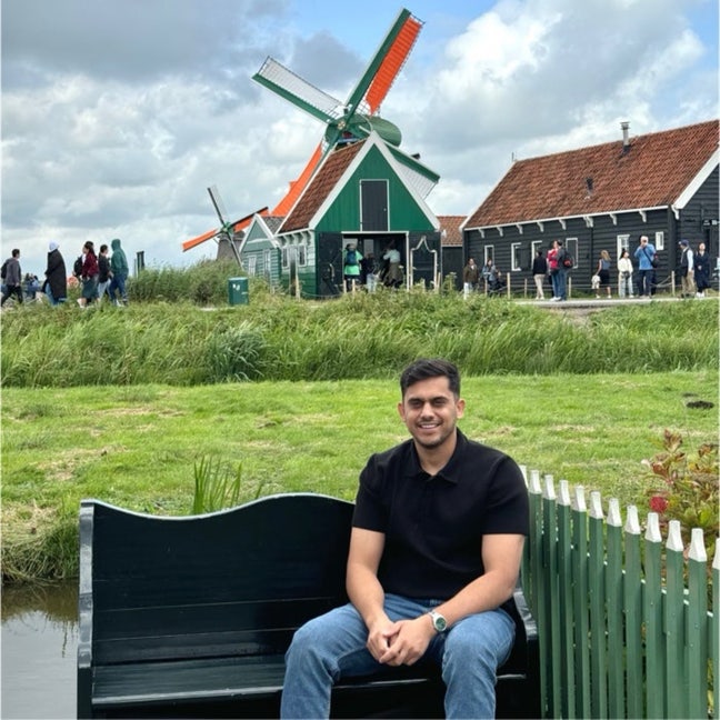 Professional Male seeks a double room Main Photo