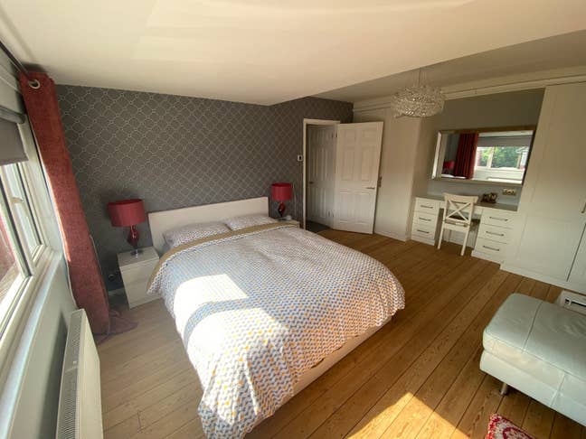 X Large furnished Room for Rent in Stopsley Luton Main Photo
