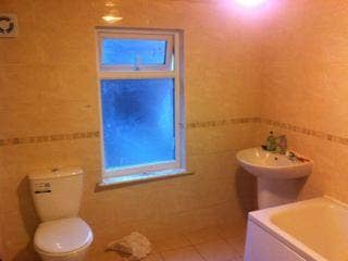 Furnished large double room Main Photo