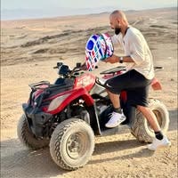 Professional Male seeks a single or double room Main Photo