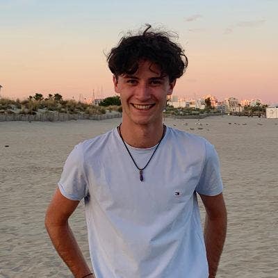 Looking for a room to rent NW1 - Exchange Student Main Photo