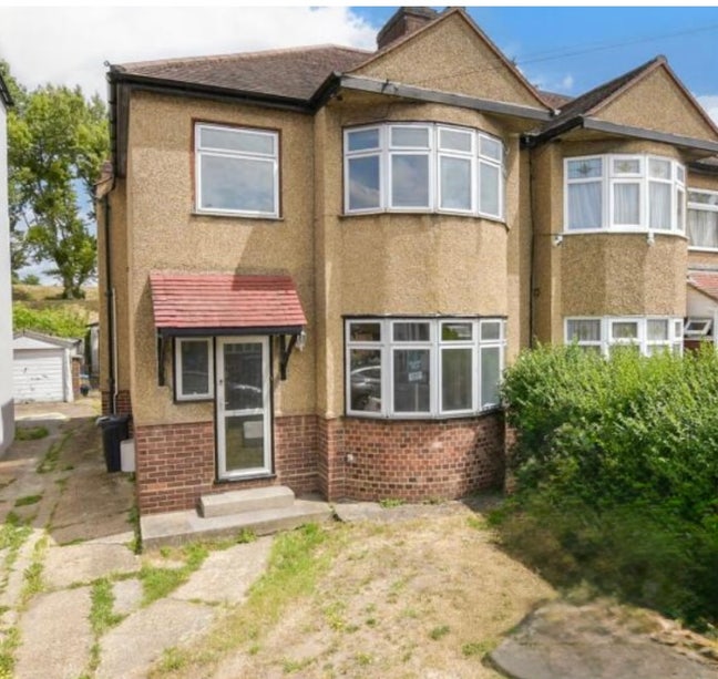  2/3 rooms available together or seperate Main Photo