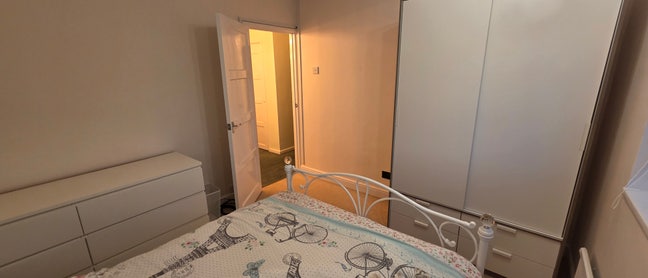 Double furnished room to rent in Chippenham Main Photo