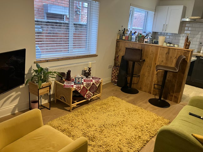 Exceptional new apartment, centre of Earlsdon Main Photo