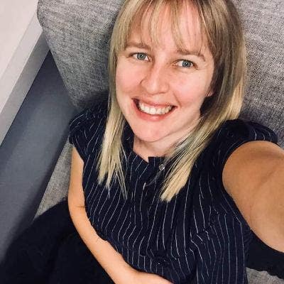 Professional Female seeks a double room Main Photo