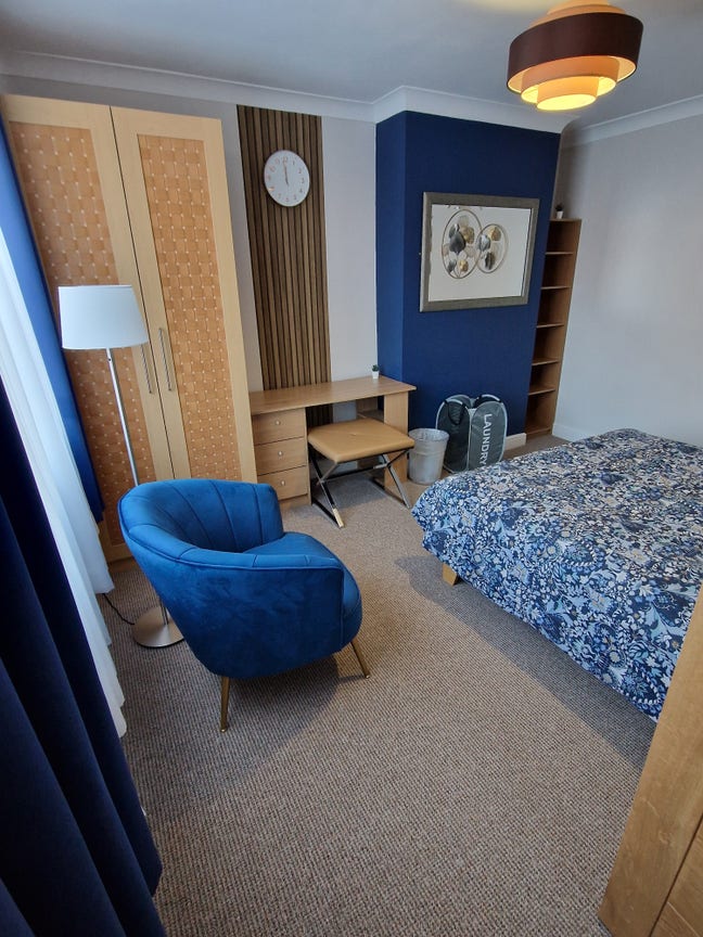 Double Room, Near Cobalt Park & Metro, Bills inc Main Photo