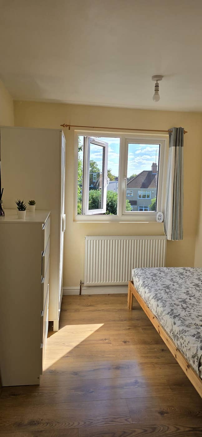 Quiet home near Hither Green Station  Main Photo