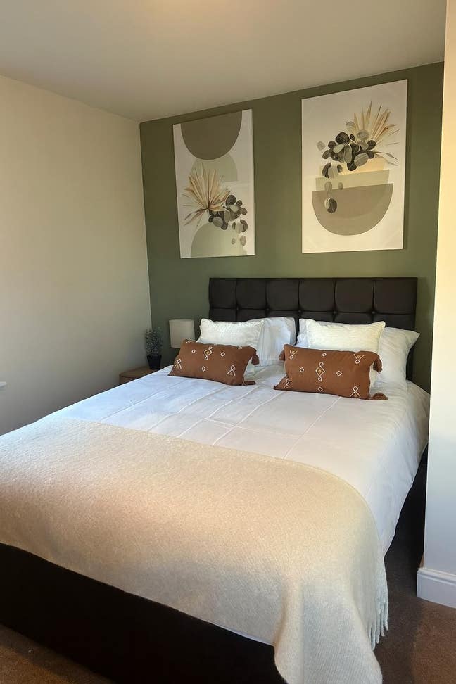 Premium Fully Furnished NEW En-suite Double Room  Main Photo