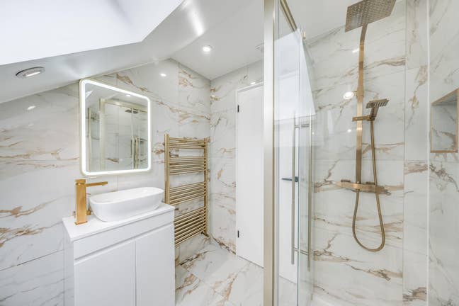 Luxury Self-Contained Studio – Bills Included Main Photo