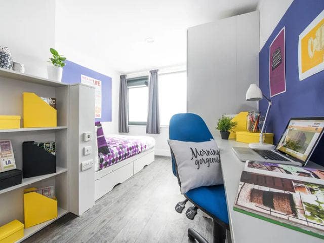 Tenancy Takeover–Ablett Hse Ensuite room 5per flat Main Photo