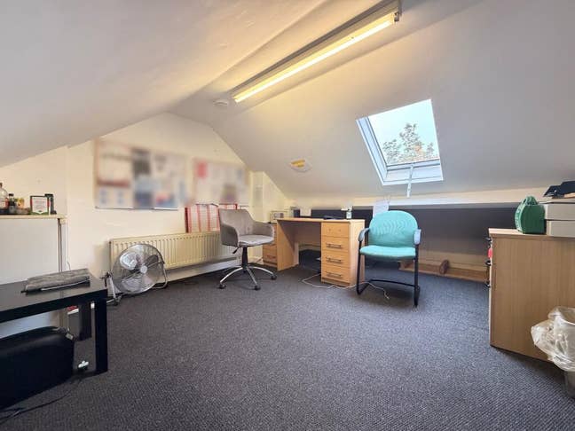 💥Double Rooms Very Close To GRH & City Centre GL1 Main Photo