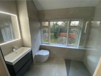 Double En Suite room in the centre of Bramhal Main Photo