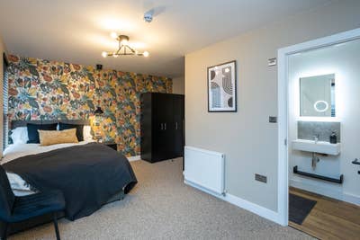 Double Ensuite Room in Quality Co-Living Main Photo