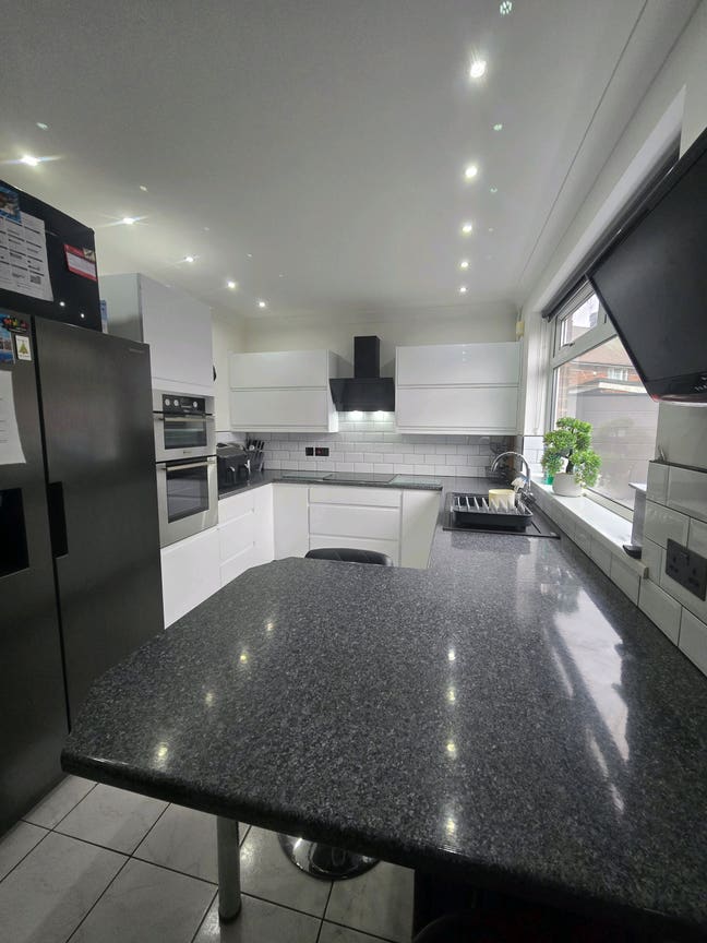 Luxury all inclusive double bedroom with Garden Main Photo