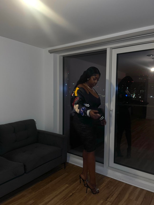 Hello looking to buddy up or find somewhere  Main Photo