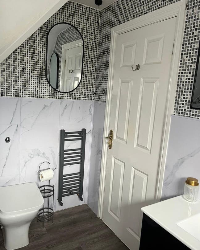 A room in a lovely flat with friendly housemates Main Photo