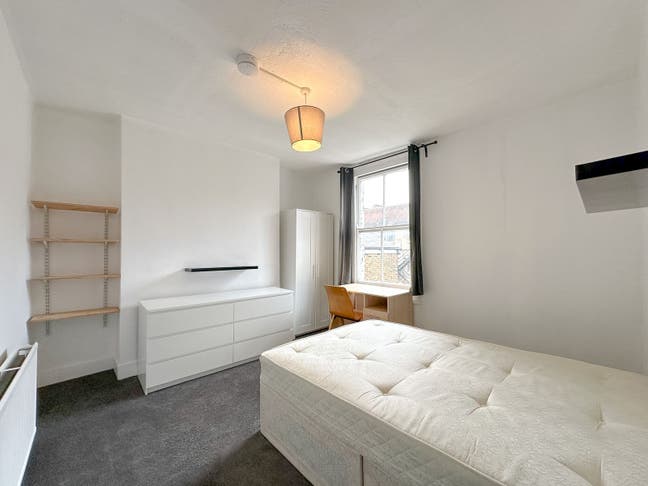🏡  Bright Double Room – Highgate / Archway Main Photo