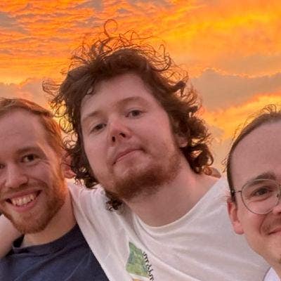 29 year old looking for a flat Main Photo