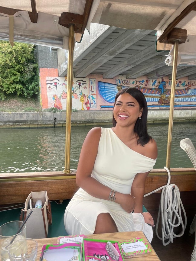 looking for a room/flatmate  Main Photo