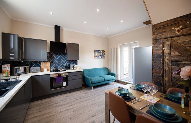 Set on Tonge Moor Road in Bolton, Main Photo