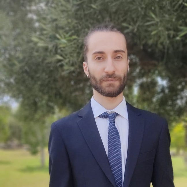 Italian PhD student looking for a room Main Photo