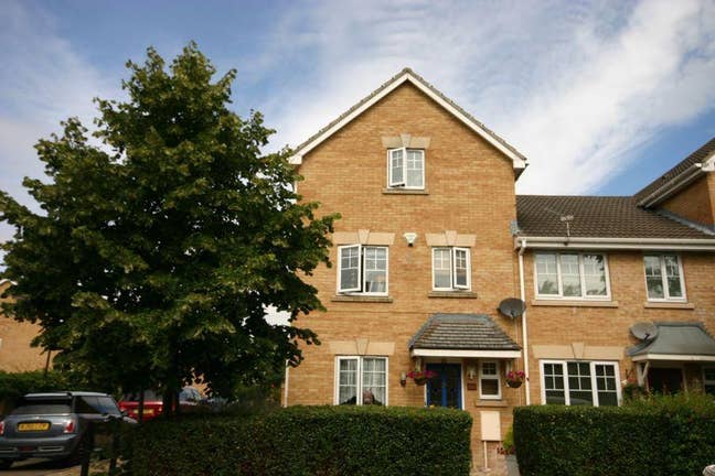 1 bed flat Main Photo