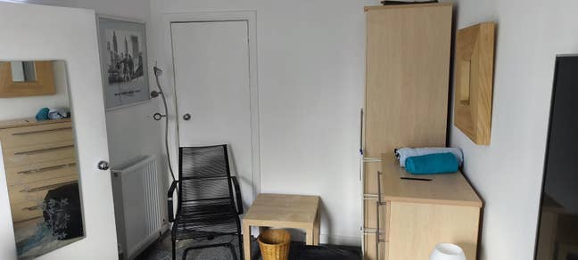 Large  double room fully fitted own t.v free view. Main Photo