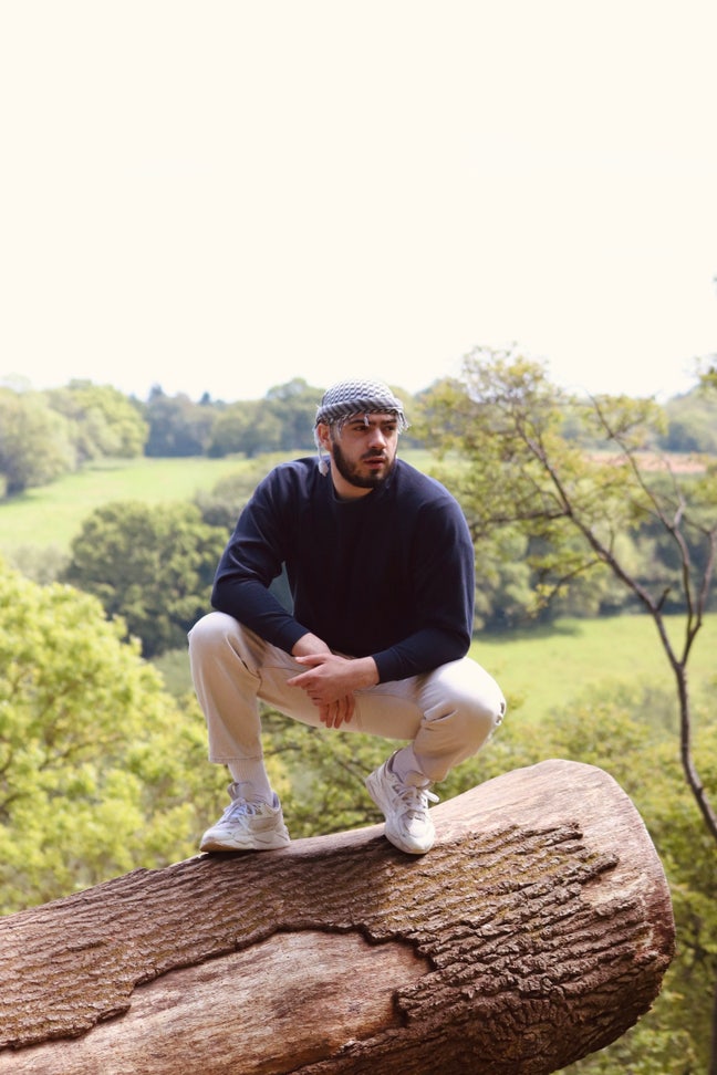 Looking for a room, studio or house share Main Photo