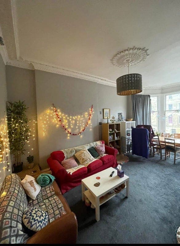  Large double room - Abbeyhill area £575 Main Photo