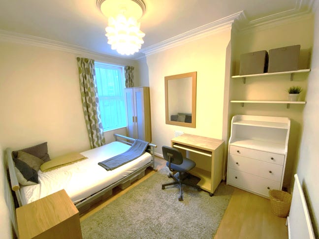 Large Double Room in Sneinton Close to City Centre Main Photo