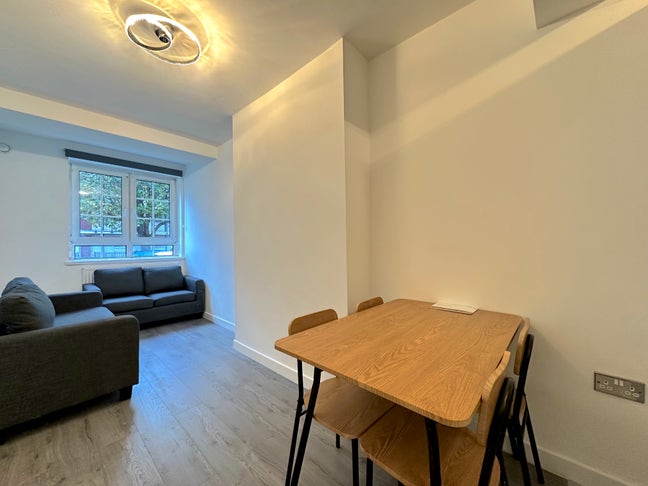 Brand New Renovated 4 Bedroom Available  Main Photo