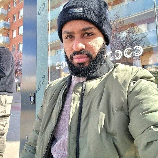 2 rooms sought by 2 males Main Photo