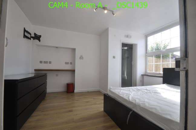 Large double en-suite near Grove Park St Bills inc Main Photo