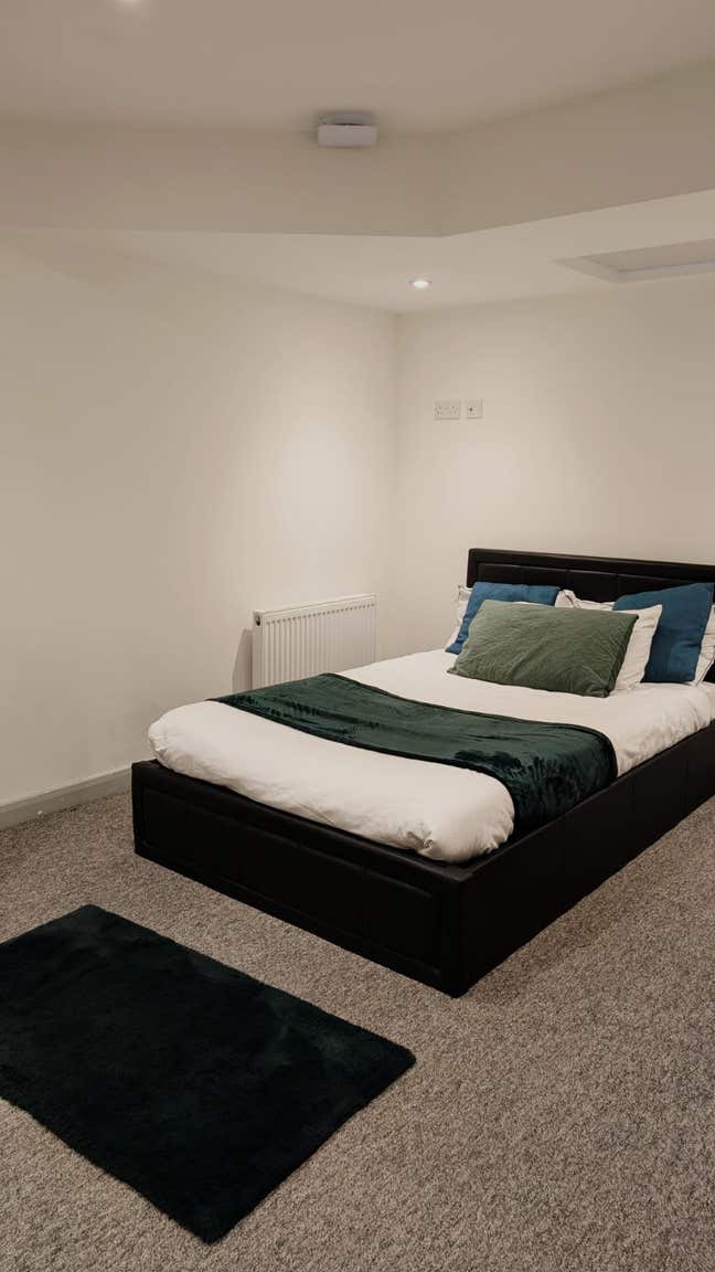 Ensuite Room In Watford WD18 All Bills Included Main Photo