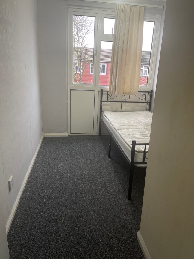 Single room Main Photo