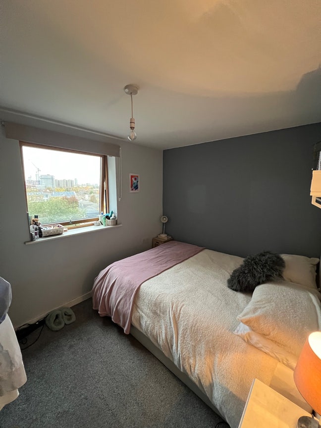 Double Room on Peckham High St Main Photo