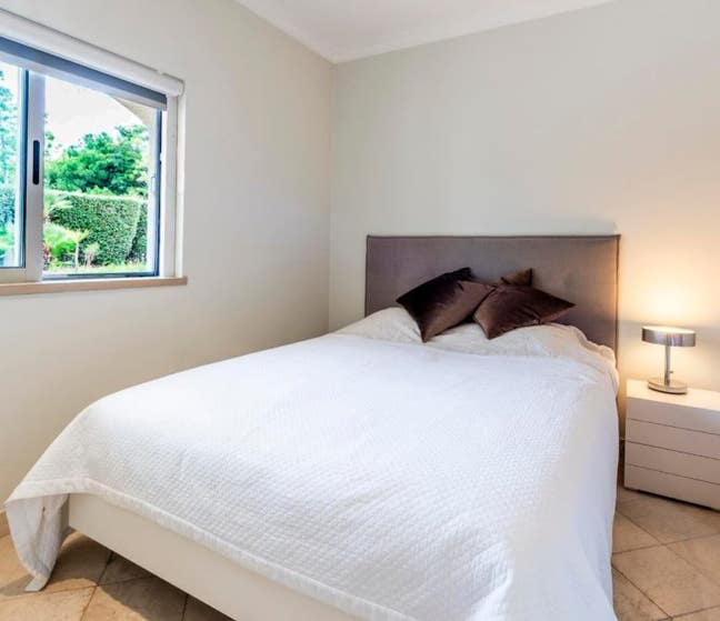 Bright Modern Bills Included Main Photo