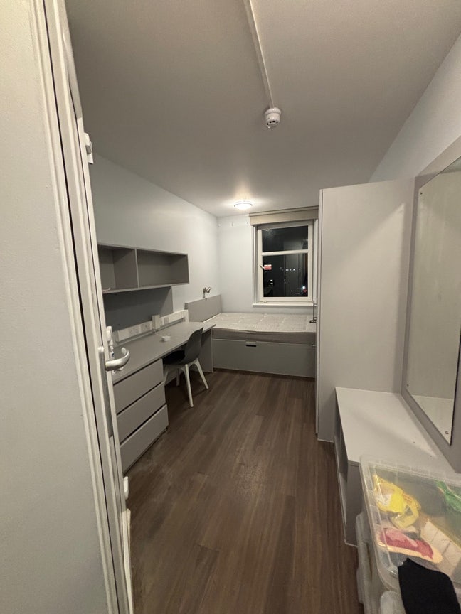 En-suite Room in iQ Tufnell House – 9th Floor Main Photo