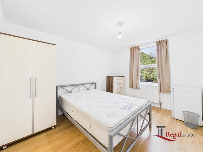 Double En-Suite Room to Rent –  Neasden Station Main Photo