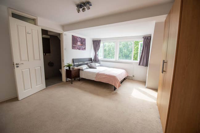 Super 4 beds flat - Fulham Broadway / Parsons gree Main Photo