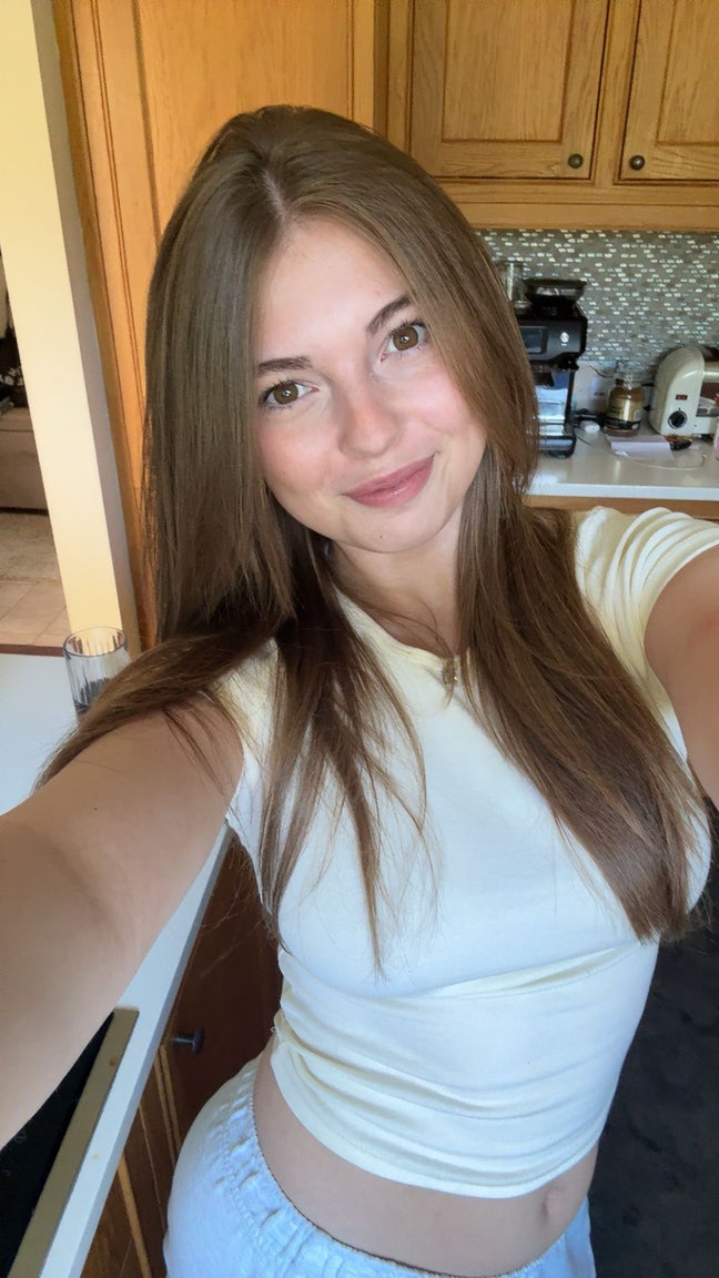 18y Professional looking for social flatmates Main Photo