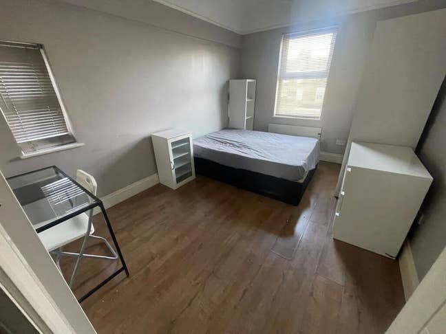 EN-SUIT Room to rent in Wood Green Main Photo