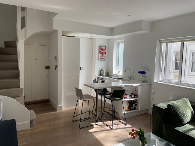 Stylish 1-bed flat in heart of Chelsea  Main Photo