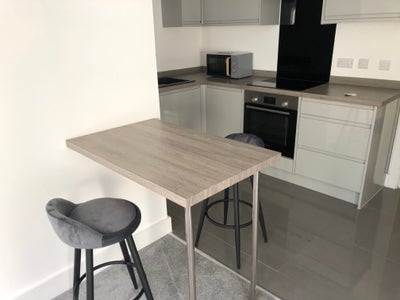 Studio in the city centre Main Photo